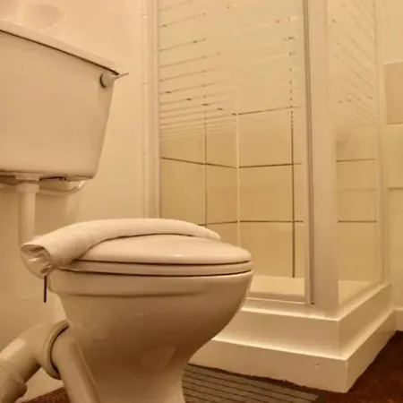 Apartment Studio In Buzzing Rathmines *